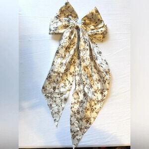 Bow Hair Clip w/ Ribbon